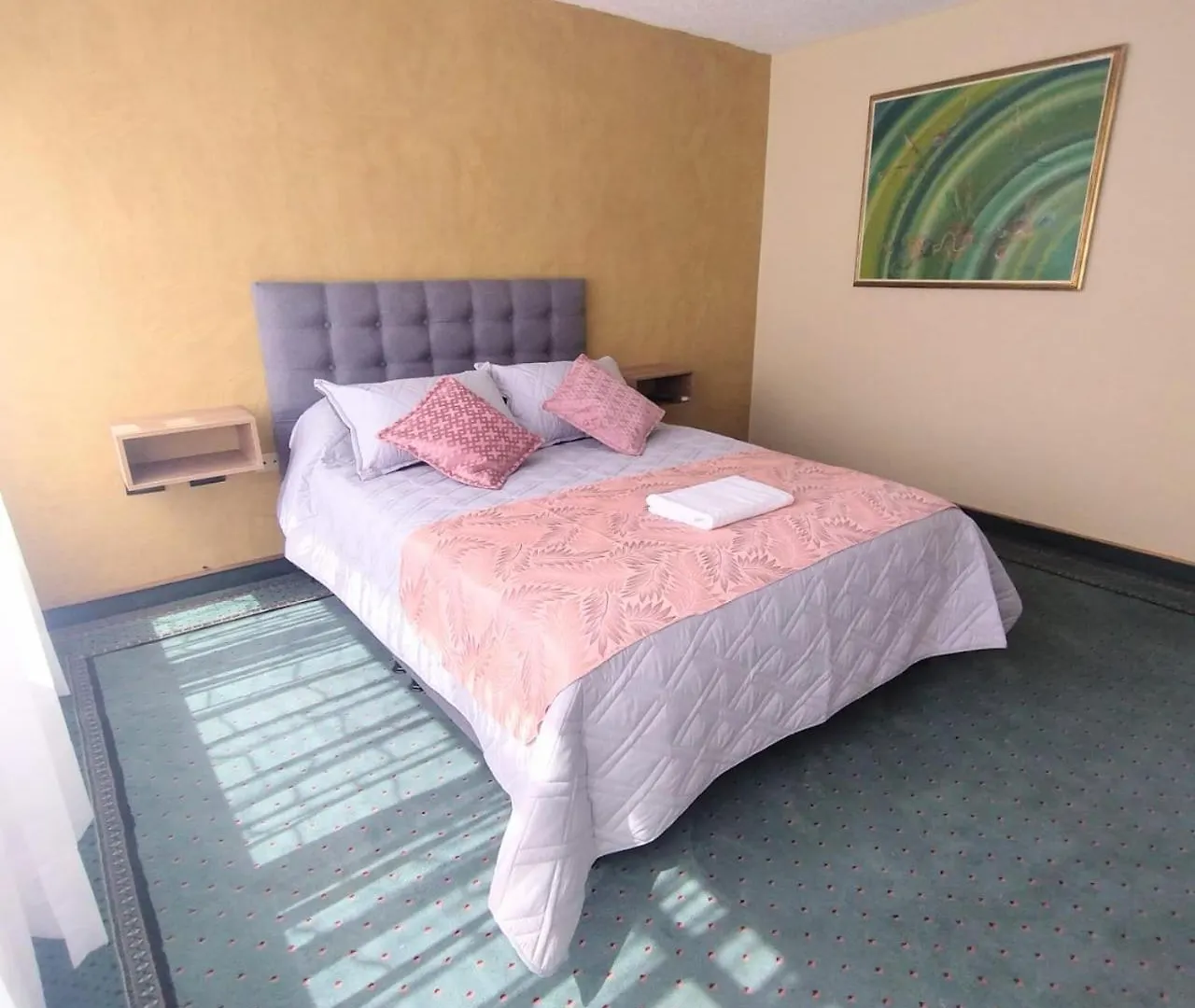 Innovar Casa Hostal Bogota
